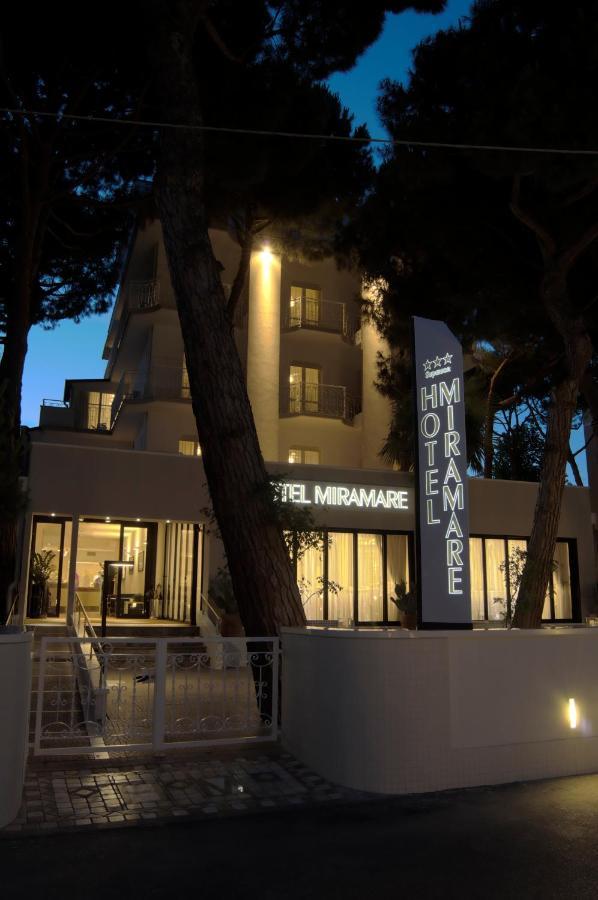 Mira Mare Sea Hotel Червия Екстериор снимка
